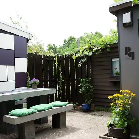 Casa vacanze Gardenhouse Bordering Amsterdam - Patio Prima! *